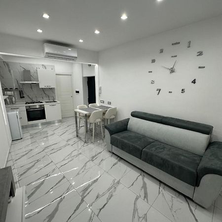 Mavy House Napoli Lägenhet Exteriör bild