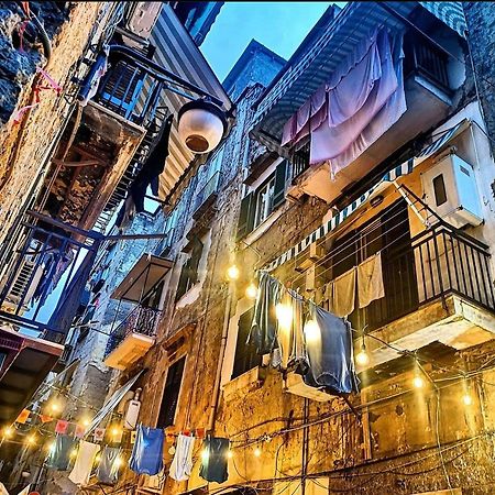 Mavy House Napoli Lägenhet Exteriör bild